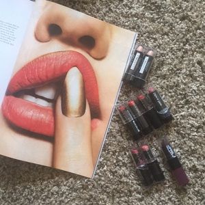 Bundle of 7 wet n wild lipsticks and 2 concealers